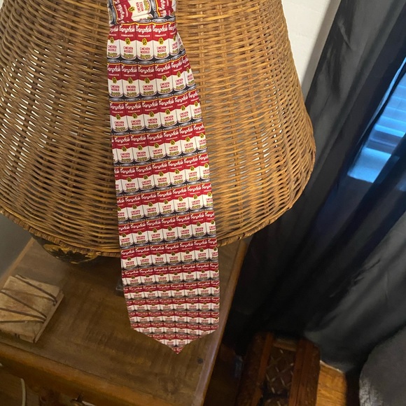 Limited edition 100% silk original Andy Warhol Campbell soup can print tie. - Picture 3 of 9